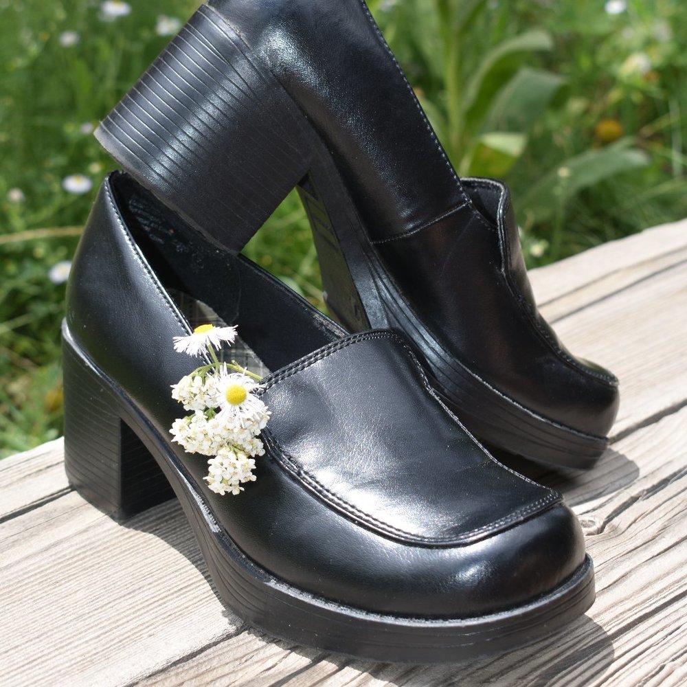 Vintage 90s Y2k Chunky Platform Loafers by Lower East Side - Size 7 - Black 
